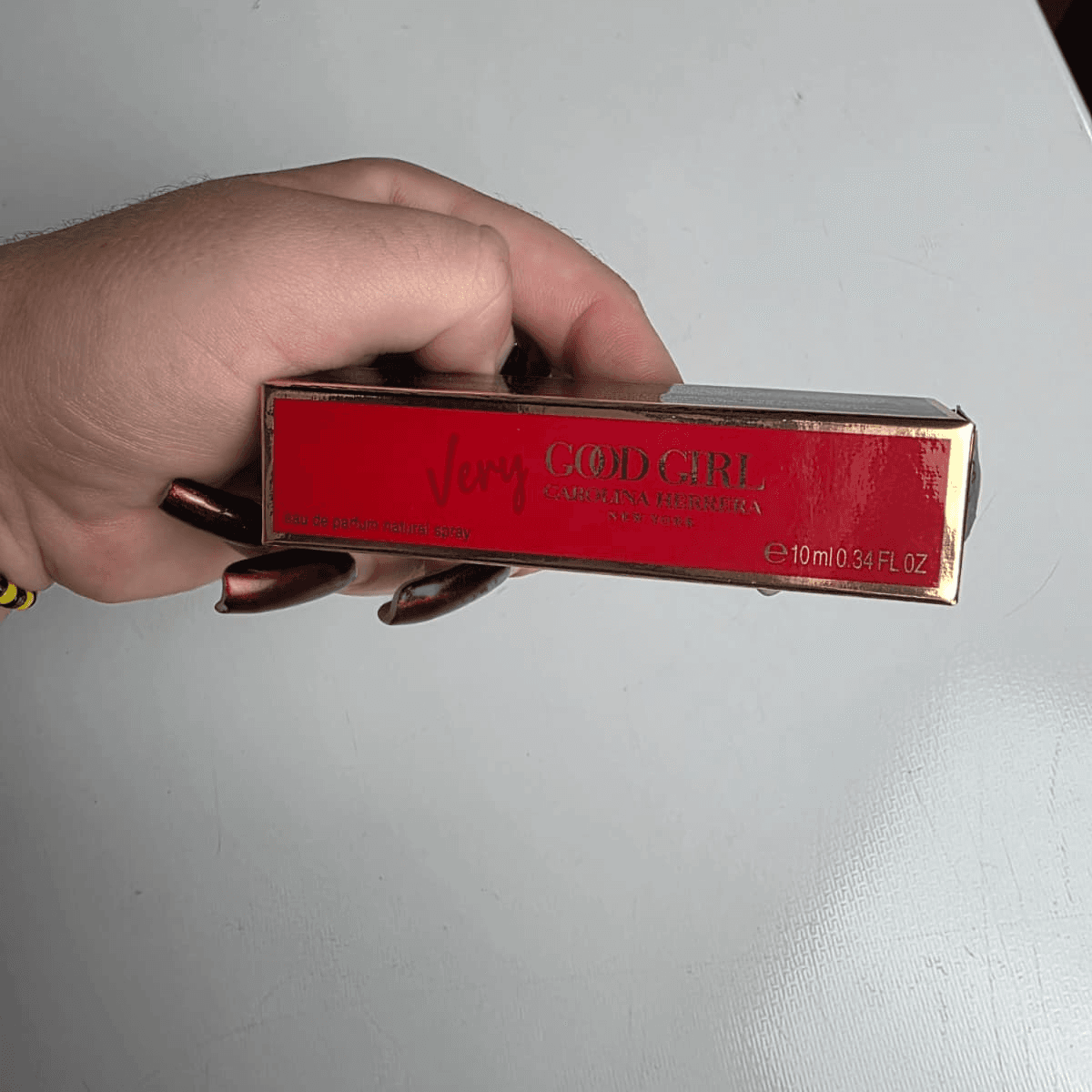 Carolina Herrera Very Good Girl – Eau de Parfum Mujer 10 ml (Travel Spray)