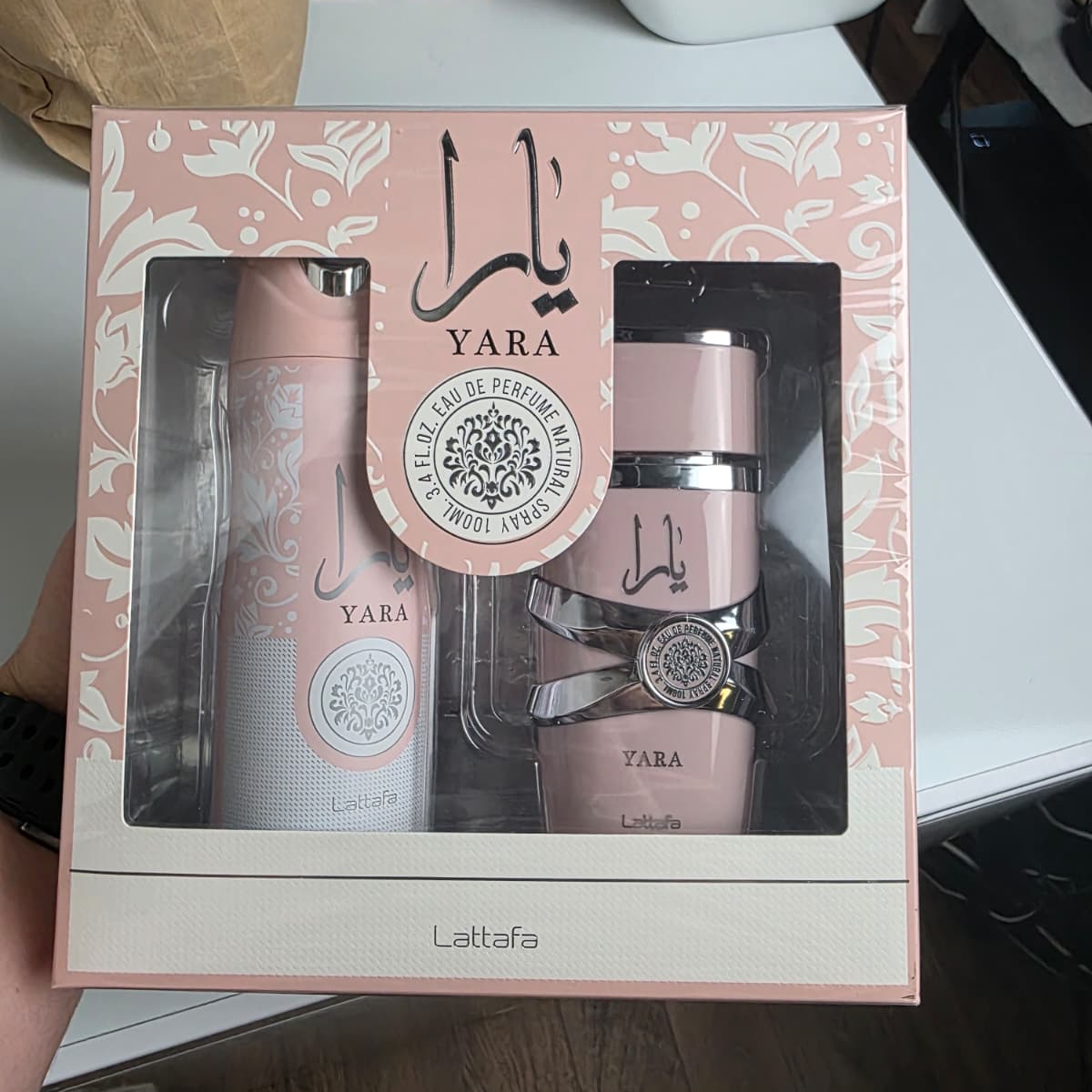 Yara by Lattafa – Eau de Parfum para Mujer + Body Spray | Floral Oriental